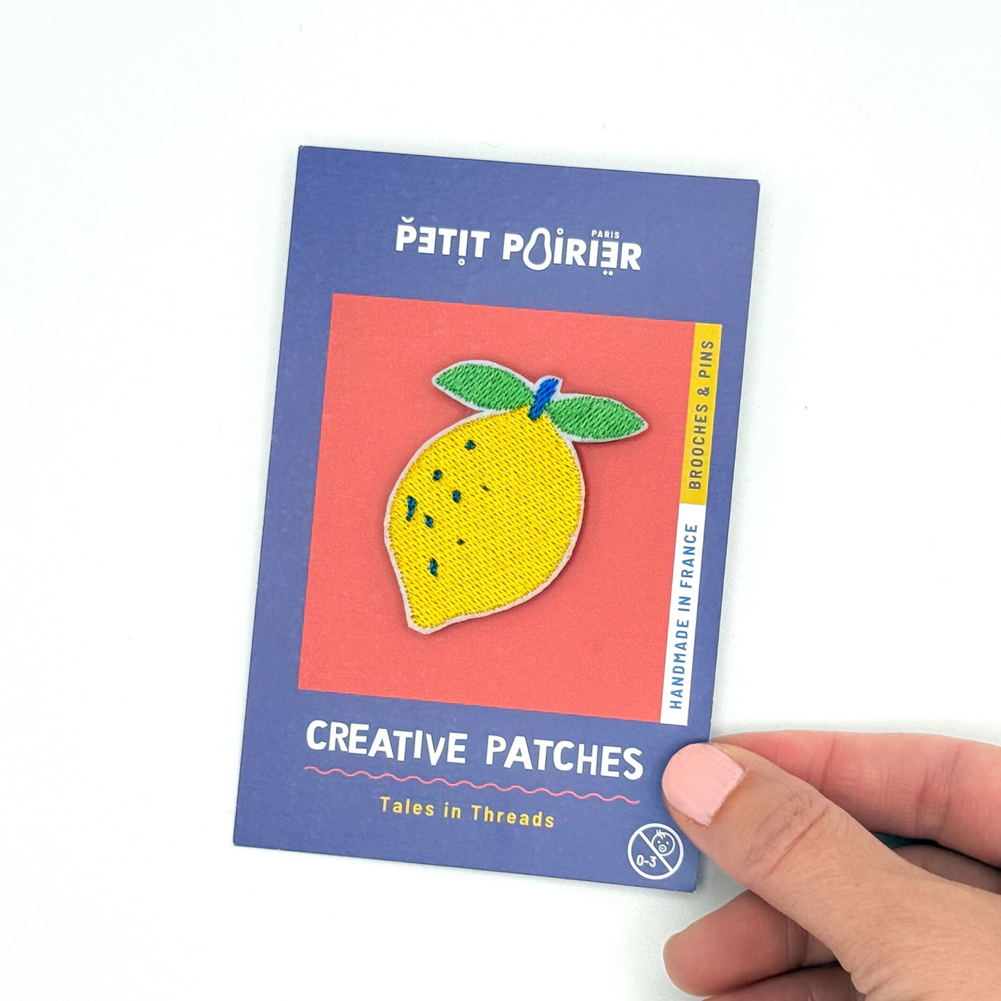 Pin’s Brodé "Citron" – Une touche de fraîcheur à emporter